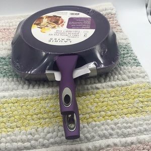 Laurie Gates Caswell  Grill and Frying  Pan  Set